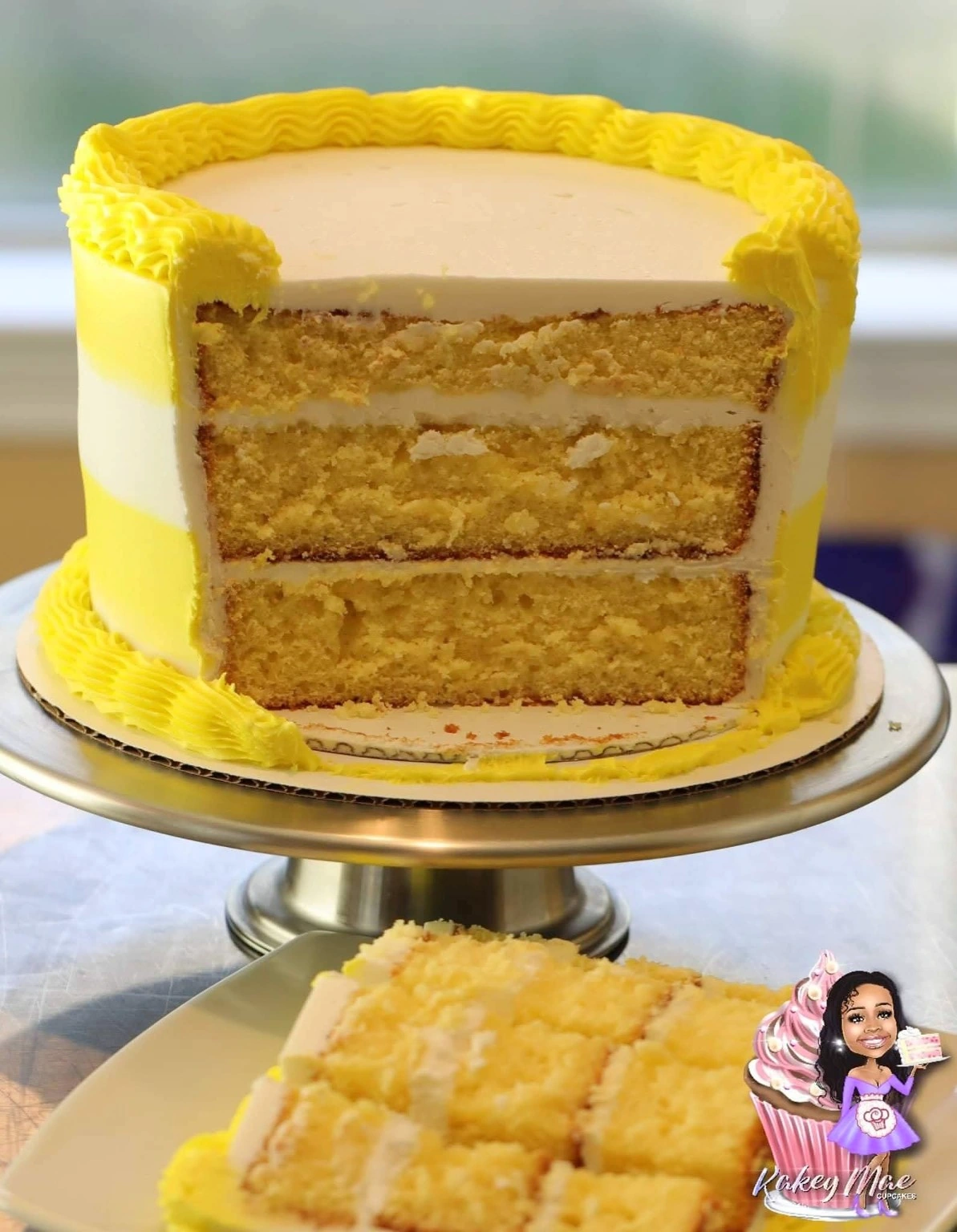 Sunny yellow layer cake by Kakey Mae